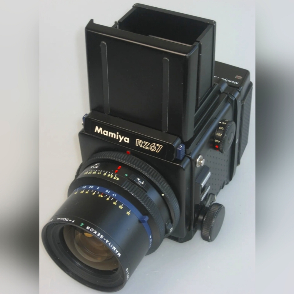 Mamiya RZ67 with Lens Working